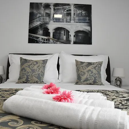 Luxury Sundance * Τρογκίρ