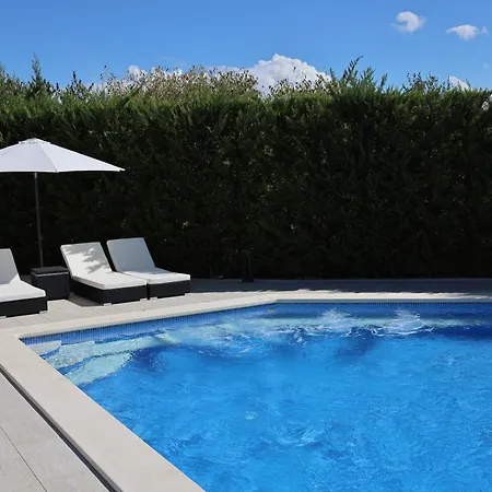 Luxury Sundance * Τρογκίρ